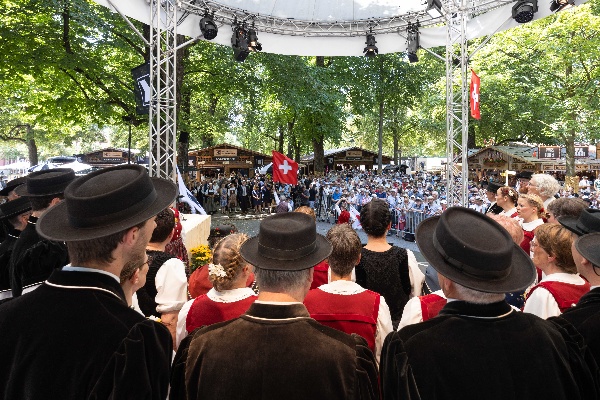 Schlusschor an der Eröffnungsfeier